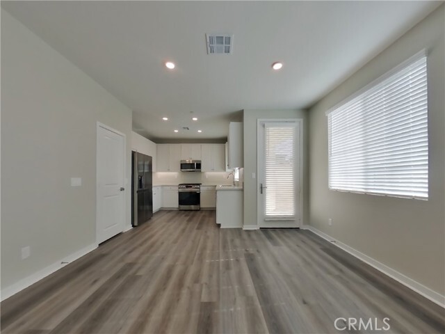 Building Photo - 31567 Willowood Way