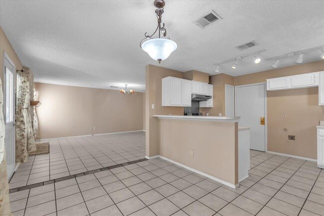 Building Photo - 12717 Modena Trail