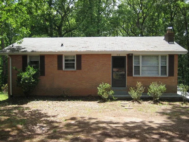 Primary Photo - 210 Fairmont Ave
