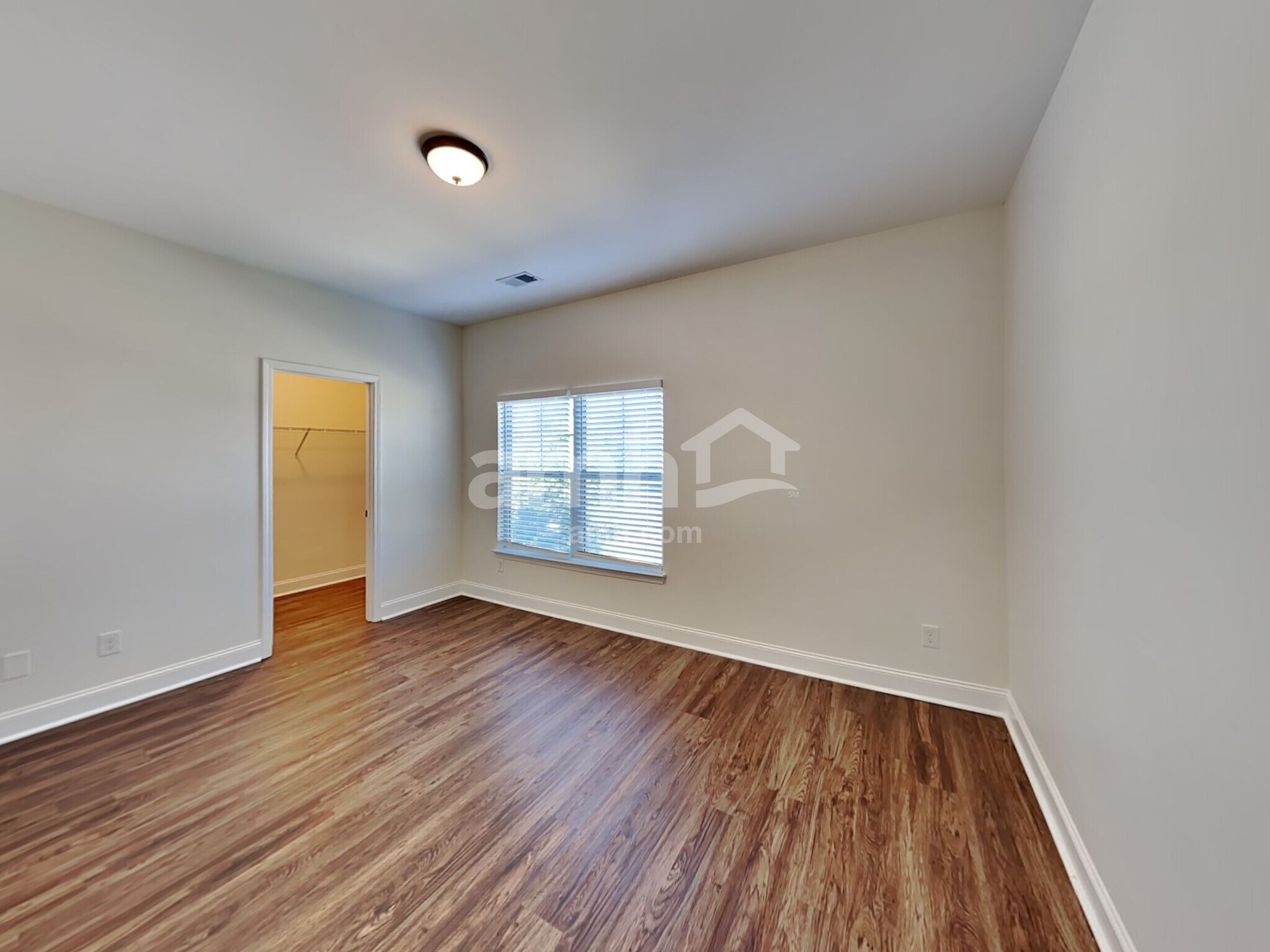 Building Photo - 5015 Rialto Way