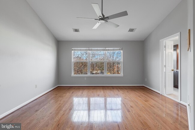 Building Photo - 4821 Great Heron Terrace