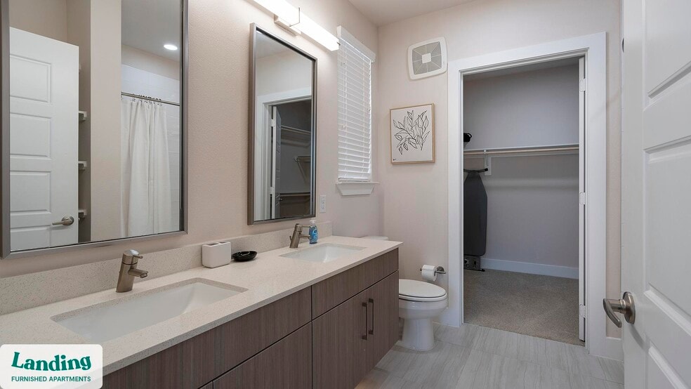 Building Photo - 15950 Chase Hill Blvd