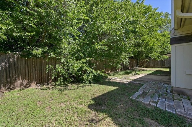 Building Photo - 9312 Silk Oak Cove