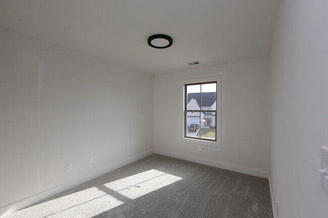 Building Photo - 219 Krauss Dr