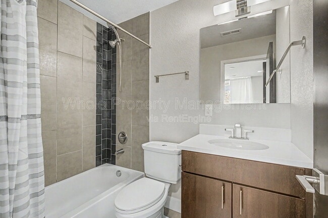 Building Photo - 5737 W 17th Ave