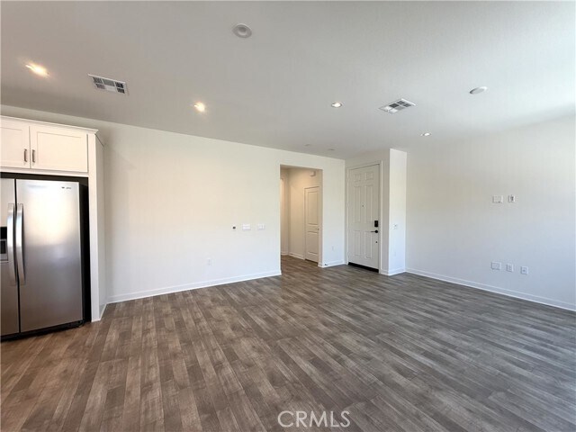 Building Photo - 16040 Olivas Ln