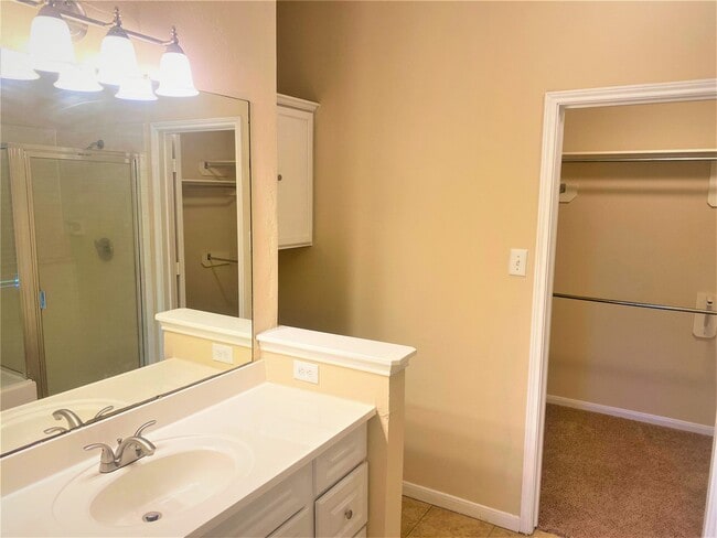 Building Photo - 4730 Hardwood Glen Dr