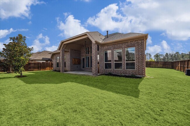 Building Photo - 16503 Whiteoak Canyon Dr