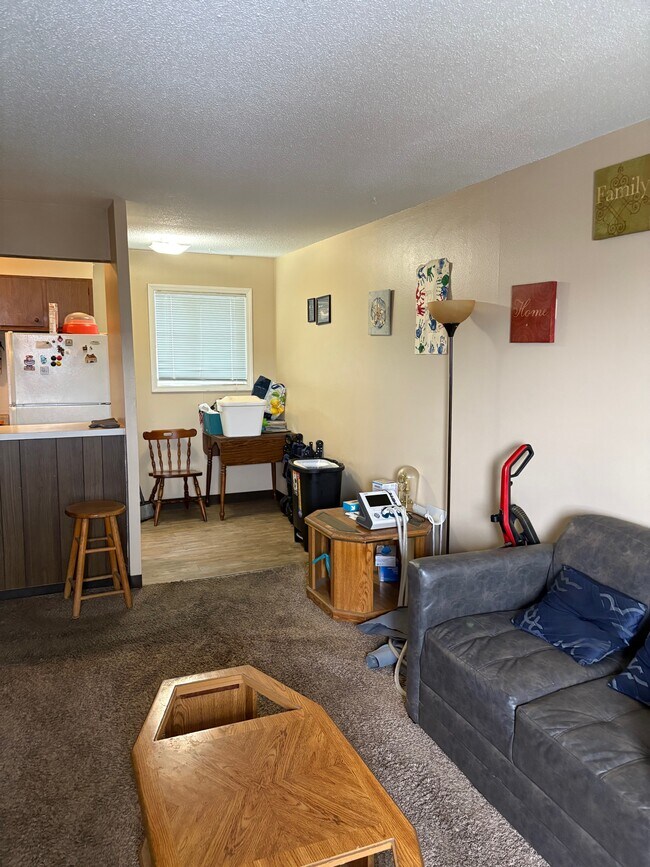 Building Photo - 126 32nd St NE