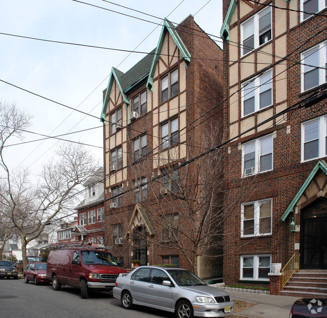 Primary Photo - 65 West 39th Street Apartments