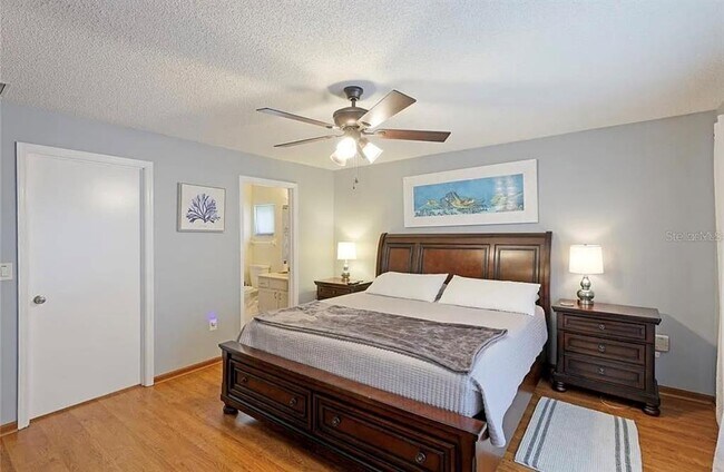 Building Photo - 7316 Caladesia Dr