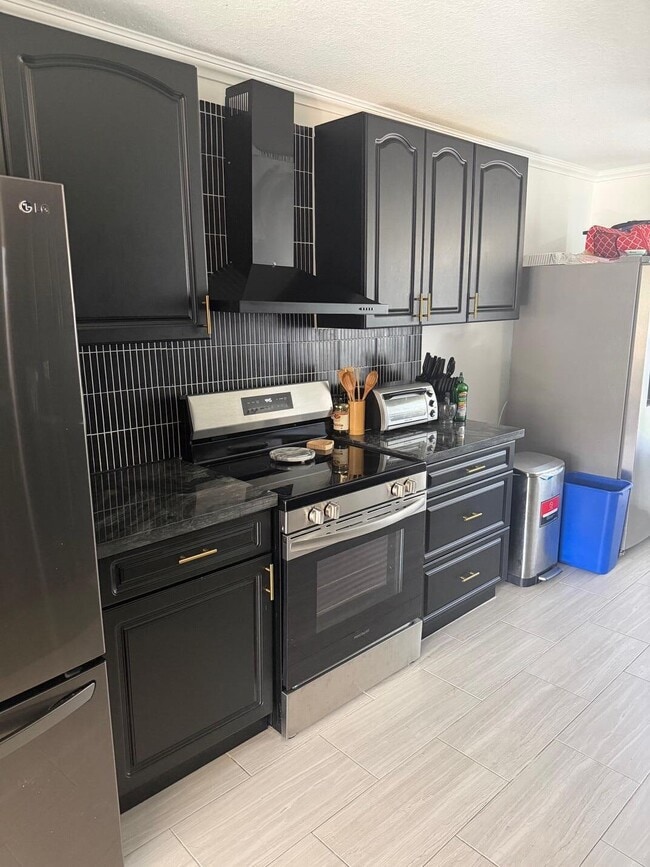 Building Photo - 5155 NW 87th Terrace