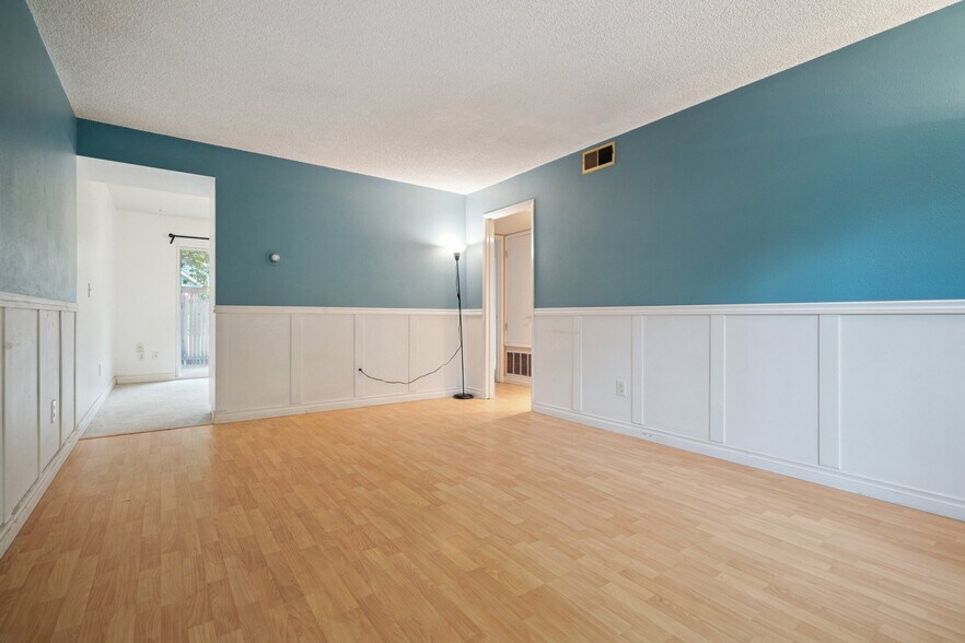 Building Photo - 12200 NE 147th Pl