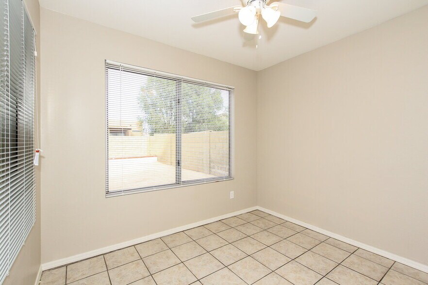 Building Photo - 3630 W Escuda Dr