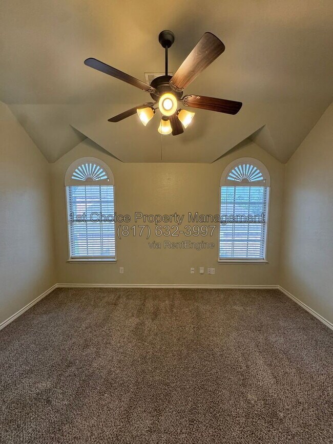 Building Photo - 3006 Upland Dr