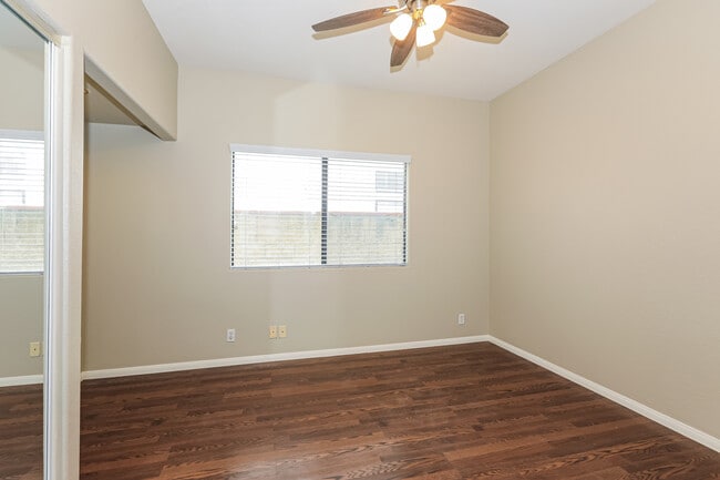 Building Photo - 2820 Mt Niguel Cir