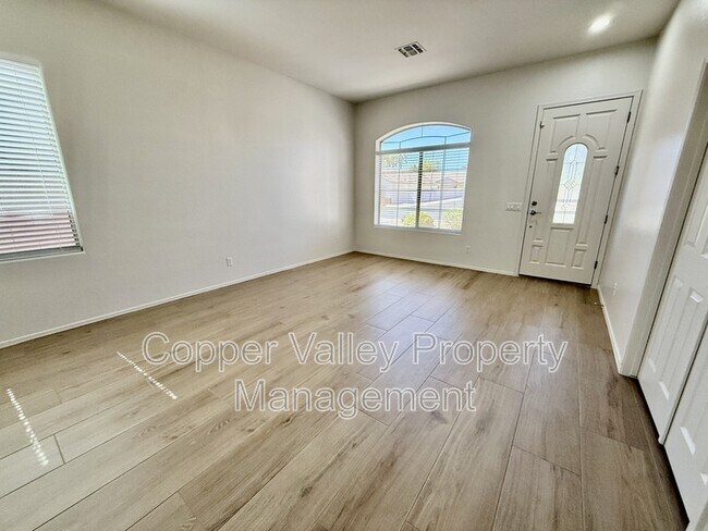Building Photo - 6889 W Paso Trail