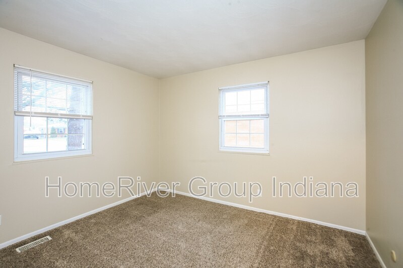 Building Photo - 12209 Dunbar Cir N