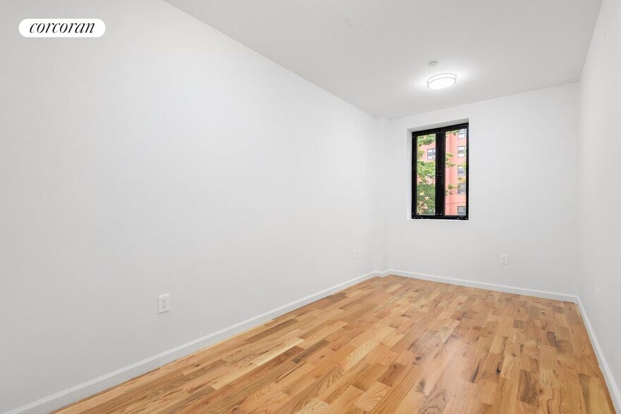 Building Photo - 830 Herkimer St
