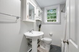 Building Photo - 60 Vinton St