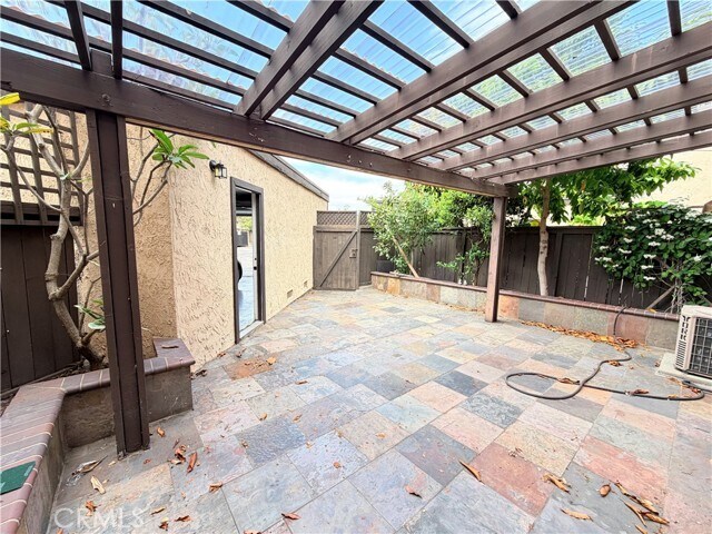 Building Photo - 14846 Brownstone Ln