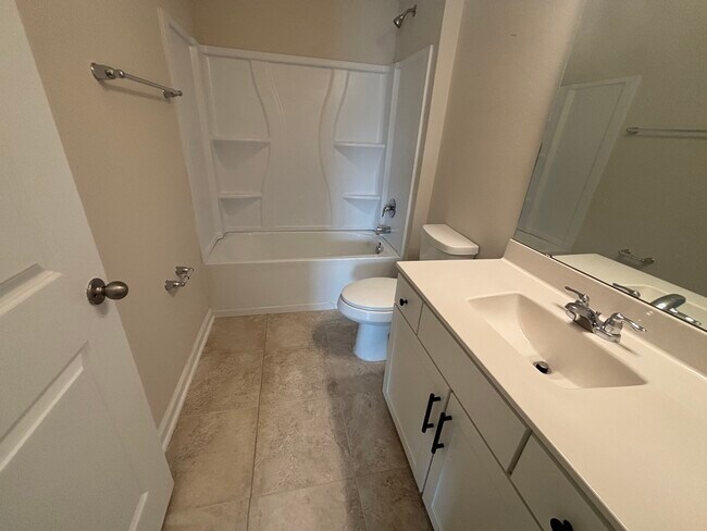 Building Photo - 137 Nighthawk Ln