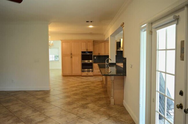 Building Photo - 3701 Starboard Ave