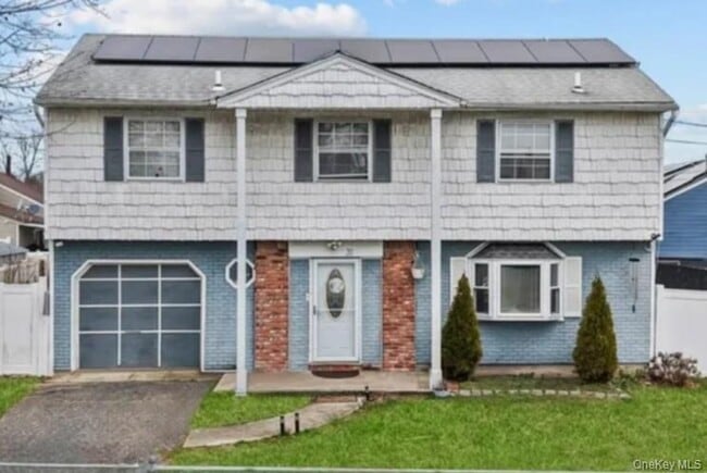 Primary Photo - 31 Olive St