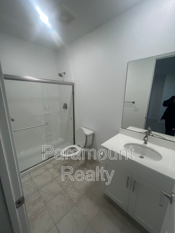 Building Photo - 16516 Barnett St