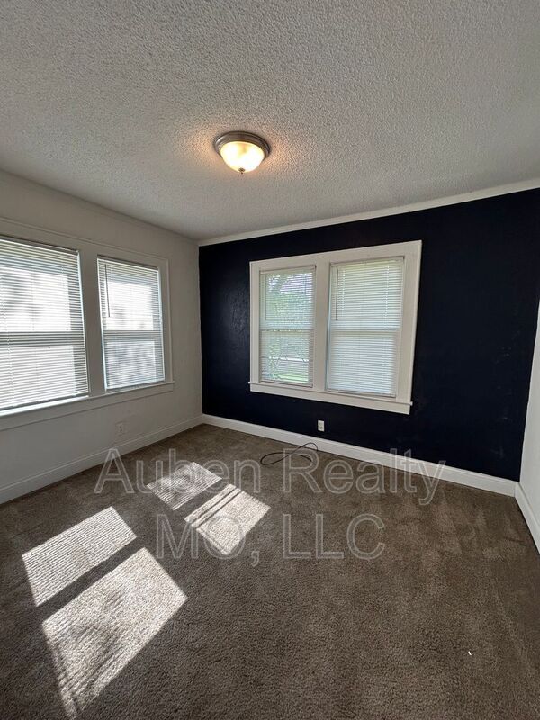 Building Photo - 4346 Montgall Ave
