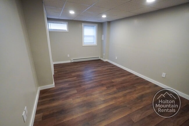 Building Photo - Faculty Street Triplex