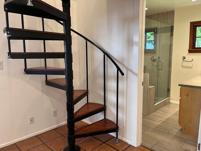 Building Photo - 507 Ashland Ave