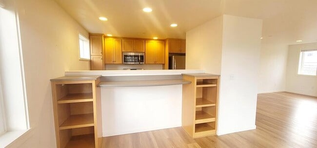 Building Photo - 2012 Minor Ave E