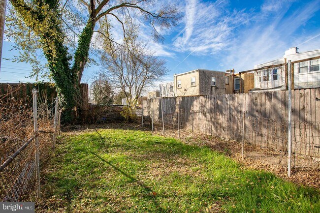 Building Photo - 4312 Dobson St