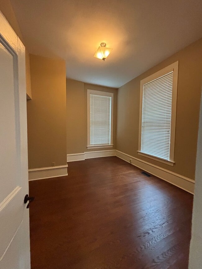 Building Photo - Historic Downtown Home with Modern Charm