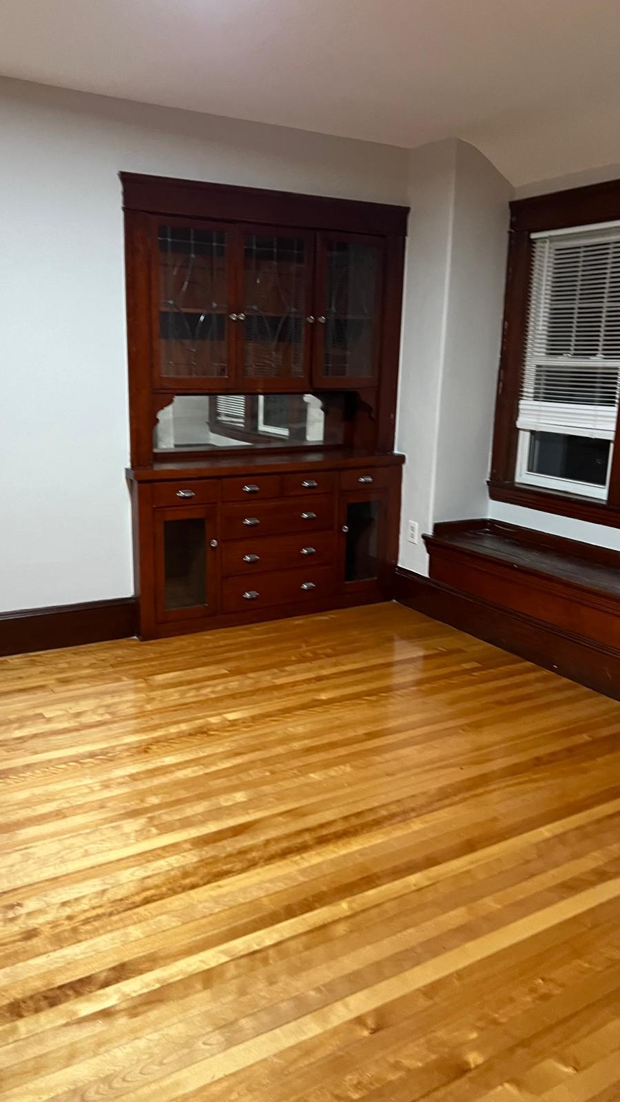 Building Photo - 90 Fairfax Rd