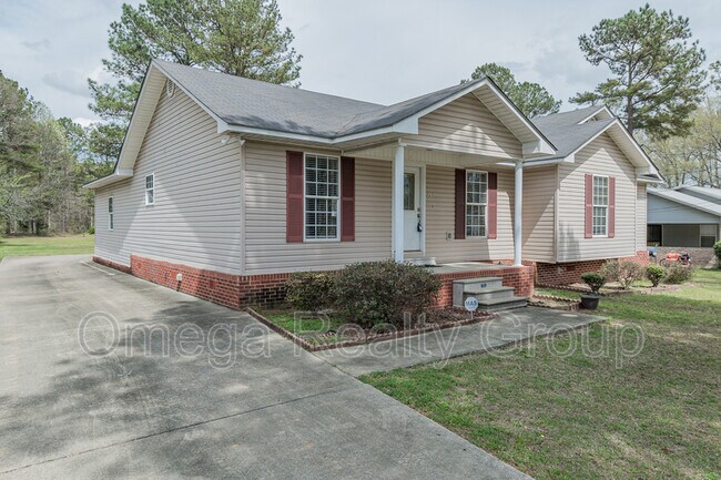 Primary Photo - 125 Carol Cir