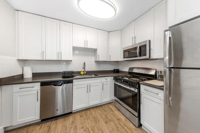 Building Photo - 4355 FL-60