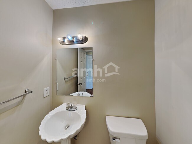 Building Photo - 79 Tabilore Loop