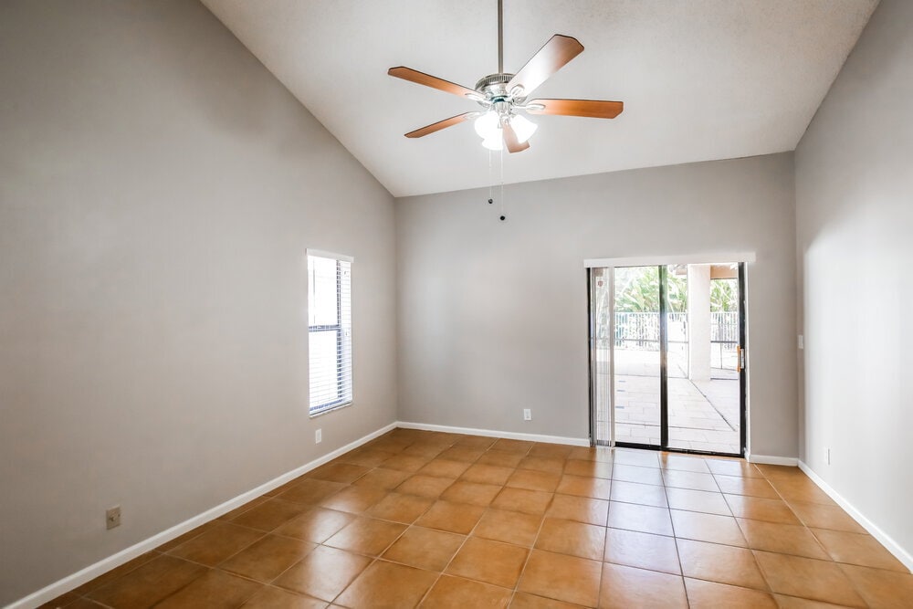 Building Photo - 10361 NW 18th Dr