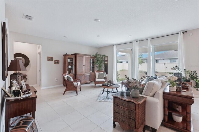 Building Photo - 13055 Willow Grove Dr