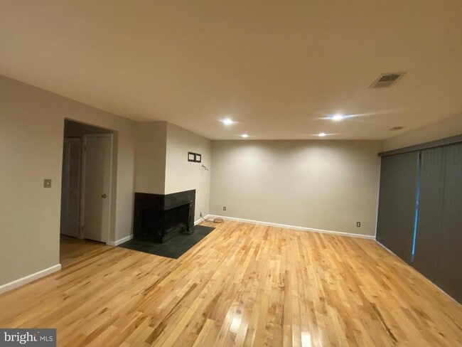 Building Photo - 11202 Beaver Trail Ct