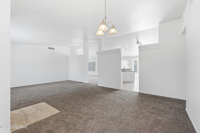 Building Photo - 10008 E Moonstruck Way