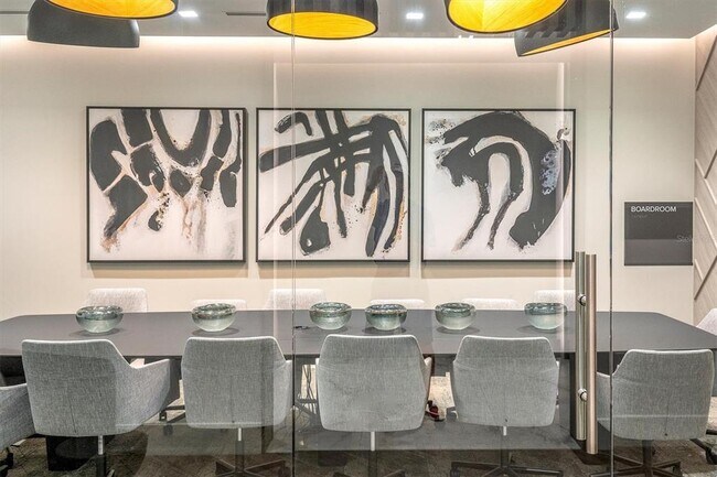 Building Photo - 301 1st St S