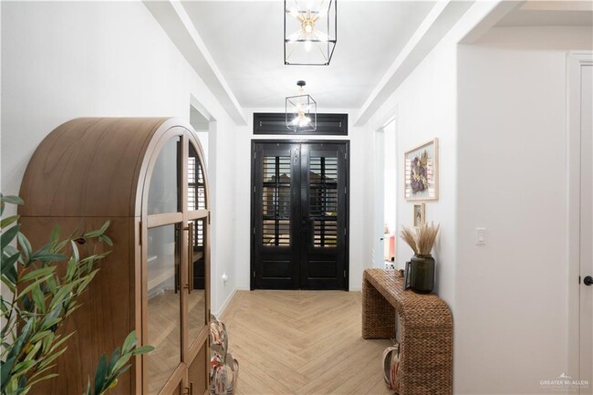 Building Photo - 30 Windsor St