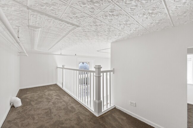 Building Photo - 400 McCarthy Rd
