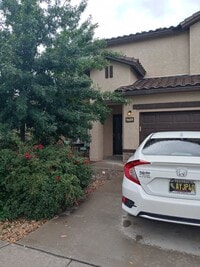 Building Photo - FOUR BEDROOMS!