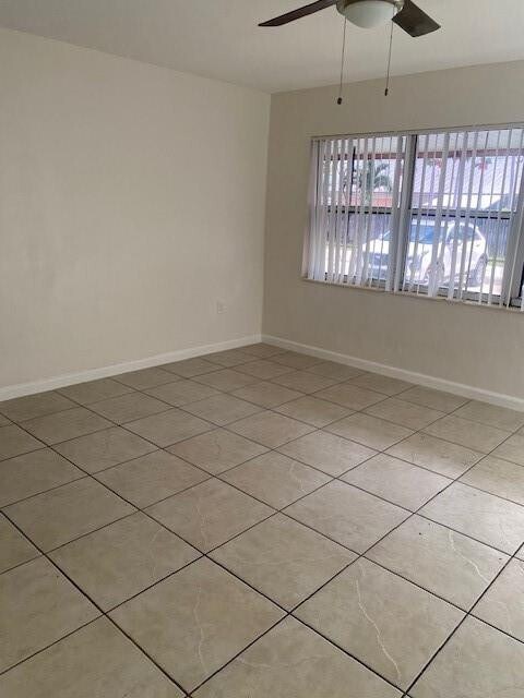 Building Photo - 6032 Pierce St