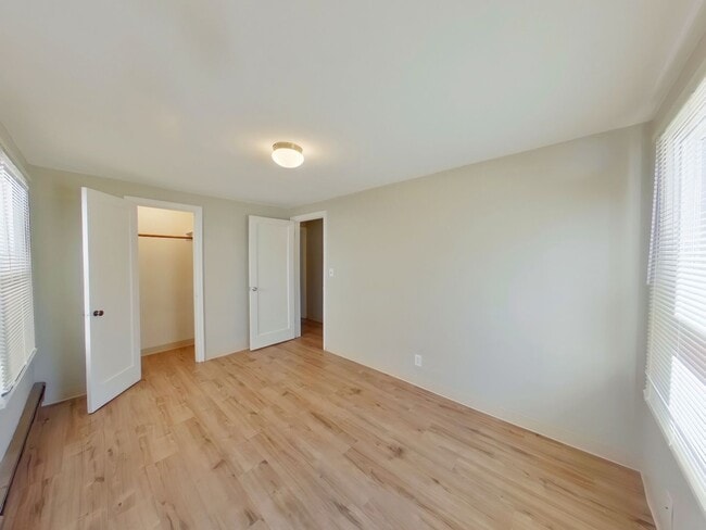Building Photo - Updated 4 bedroom in South Eugene