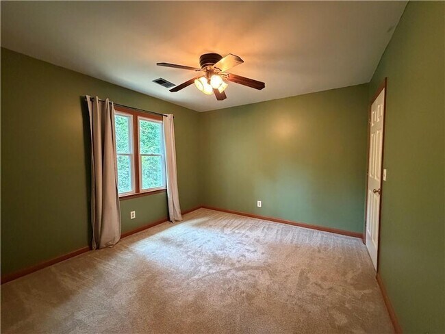 Building Photo - 3019 Chelsea Ln